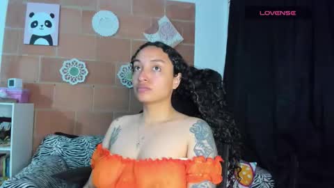 mia_lovea online show from March 3, 9:04 am