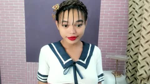 Snapshot of mia_lover9 chatting on October 11, 6:07 am M I A online show from October 11, 6:07 am