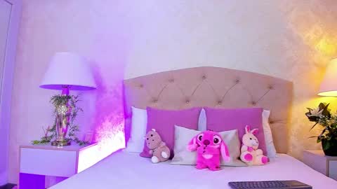 mia montess online show from March 9, 7:17 pm