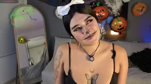 Snapshot of mia_rousse_dark chatting on October 24, 2:29 am mia_rousse_dark online show from October 24, 2:29 am