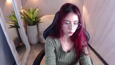 Snapshot of mia_tf chatting on September 19, 2:27 pm Mia online show from September 19, 2:27 pm