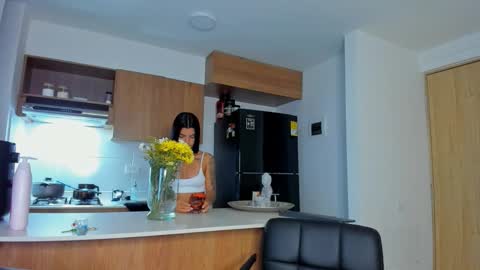    online show from March 5, 1:45 am