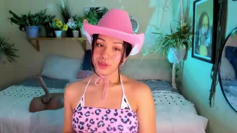 Miaa online show from October 24, 9:22 pm