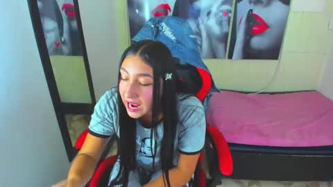       online show from October 9, 1:59 pm