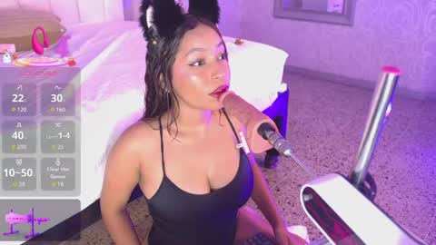 Mia Camille online show from April 11, 1:48 pm