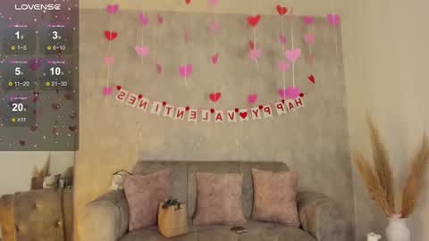 Snapshot of miacoopersx chatting on February 14, 12:25 pm miacooper online show from February 14, 12:25 pm