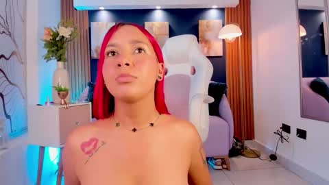 Mia  online show from March 26, 8:32 pm