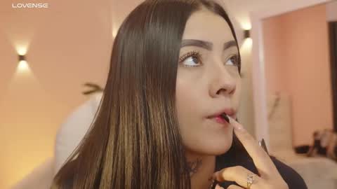 Mia Gomez online show from February 7, 2:54 pm