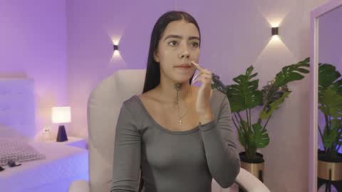 Mia Gomez online show from November 27, 3:04 pm