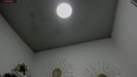 Snapshot of miah_bigboobs chatting on February 12, 10:56 am Miah Collins online show from February 12, 10:56 am