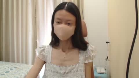 miahchan68 online show from March 27, 1:51 am