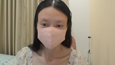 miahchan68 online show from April 16, 3:44 pm