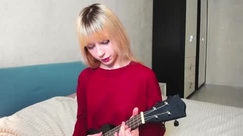 miakimiko online show from April 15, 8:59 am