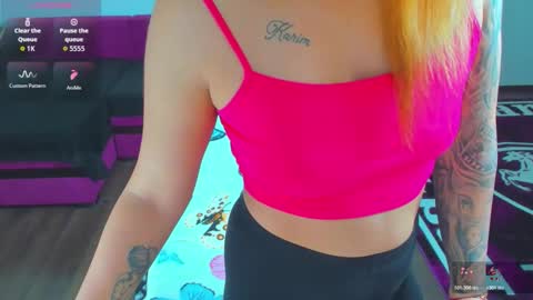 Mia Kittyy online show from November 20, 1:17 am