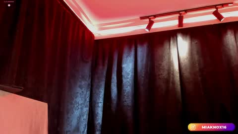 Mia online show from March 31, 12:32 am