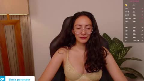 MIAPORTMANN online show from February 11, 10:28 am