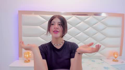 Sweetie Mia online show from January 17, 12:21 pm