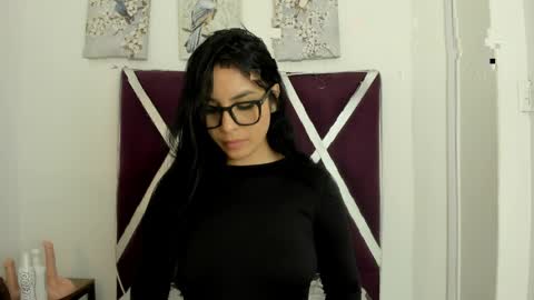 Mia Quevedo online show from April 12, 3:04 pm