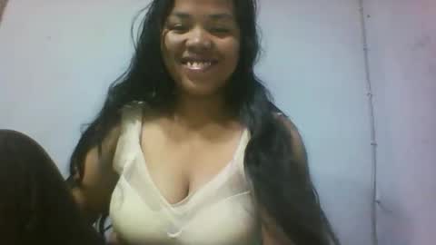 miarii online show from February 15, 8:57 am