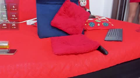 Mia Milf online show from December 20, 11:53 pm