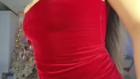 MiaHancock online show from December 26, 7:13 am