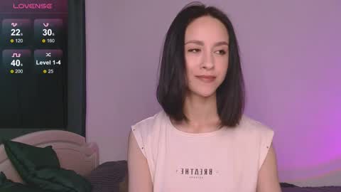 Snapshot of miasweetashoney chatting on September 30, 7:47 am Mia online show from September 30, 7:47 am
