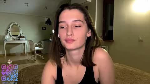 Emily online show from November 2, 4:10 pm