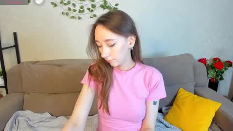 Michelle online show from November 7, 1:33 am