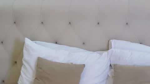 Michelle online show from October 21, 5:39 pm