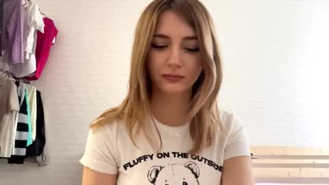 Jenny online show from March 21, 7:24 am