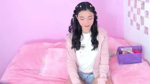 Sara online show from December 16, 7:21 pm