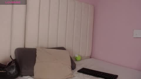 miel online show from November 27, 1:03 pm