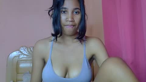 mihpretties online show from February 20, 7:32 am