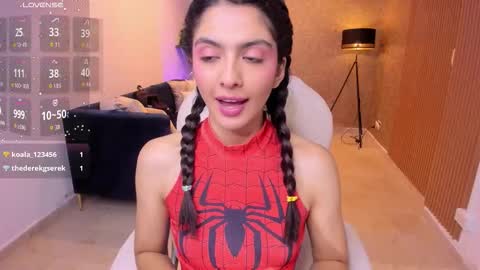 Snapshot of miiaa_evans chatting on October 16, 11:24 am Mia online show from October 16, 11:24 am