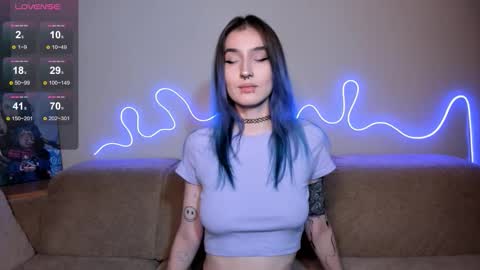 Mika online show from October 2, 4:50 am