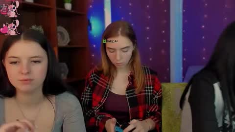 miki_ti online show from February 4, 1:14 pm