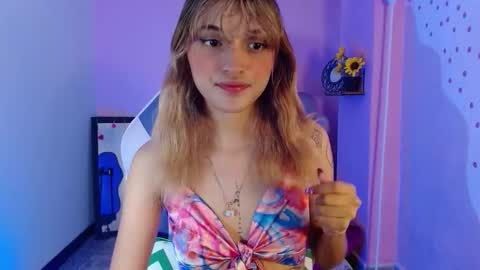 Mikka 3 online show from September 15, 1:19 pm