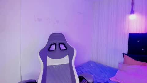   miku katsuragi  online show from October 21, 3:21 am