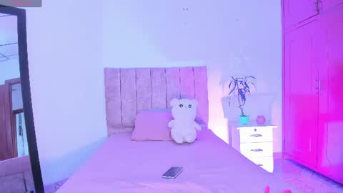 mila_1wood online show from July 21, 12:28 pm