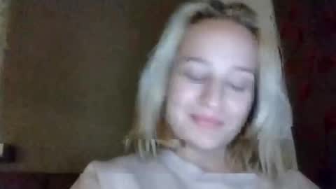 Mila 420 online show from November 12, 9:35 pm