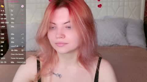 Lisa online show from April 16, 4:17 pm