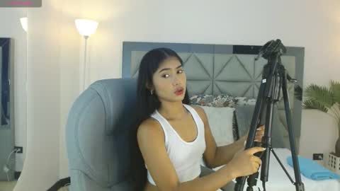 milaa_star online show from November 28, 4:15 am