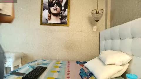 miladiosa online show from November 28, 12:41 pm