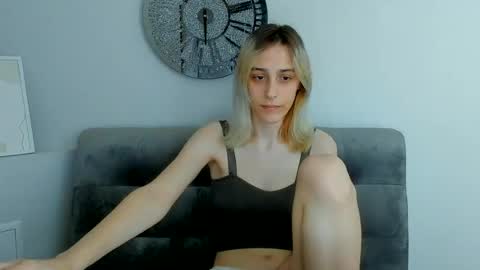 MilaGlow online show from June 25, 1:46 pm