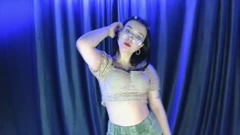 milaholeen66 online show from June 2, 6:09 pm