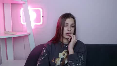 milanaangelas online show from March 3, 8:48 pm