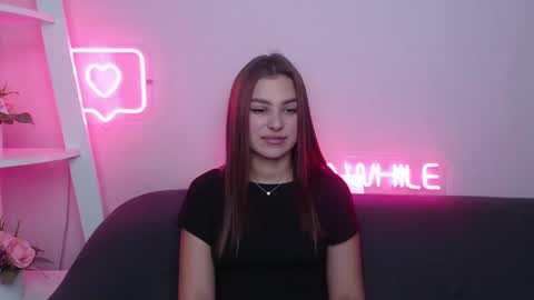 milanaangelas online show from February 28, 5:48 am