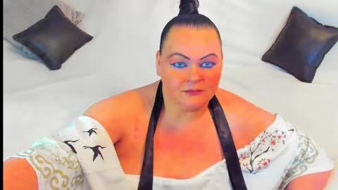 Lana online show from January 4, 2:14 pm