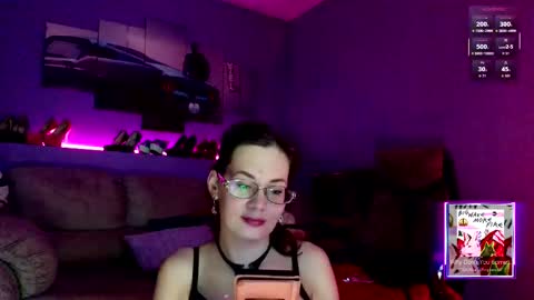 analiMilana online show from December 20, 3:21 am