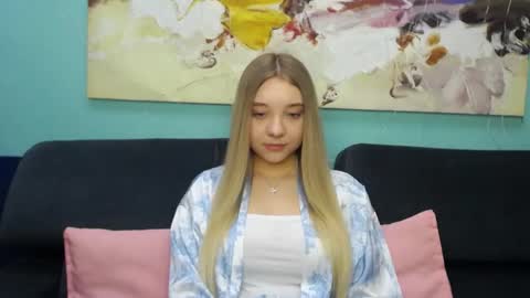 Milana online show from March 13, 7:09 am